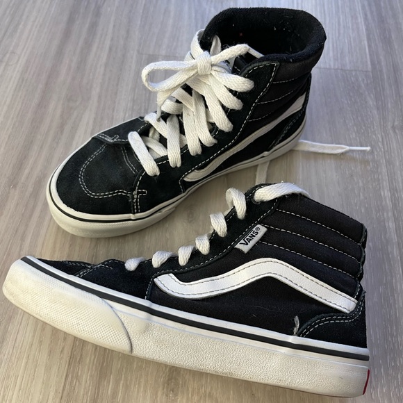 Vans High Top - Picture 2 of 9